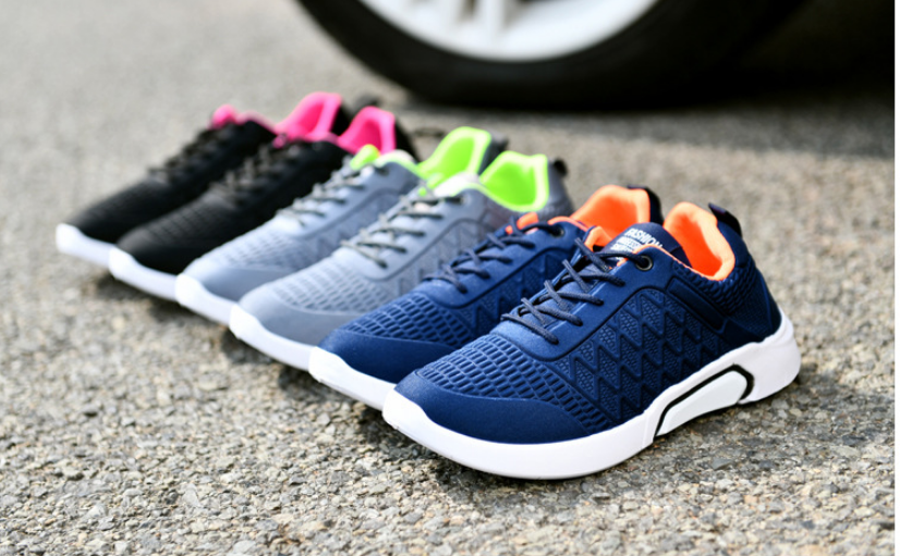 Three-color Confirmation Mesh Fashion running Shoes